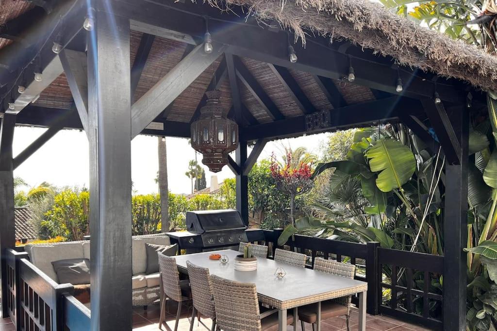 Sunkissed Luxury Panoramic Seaview In Marbella Estepona