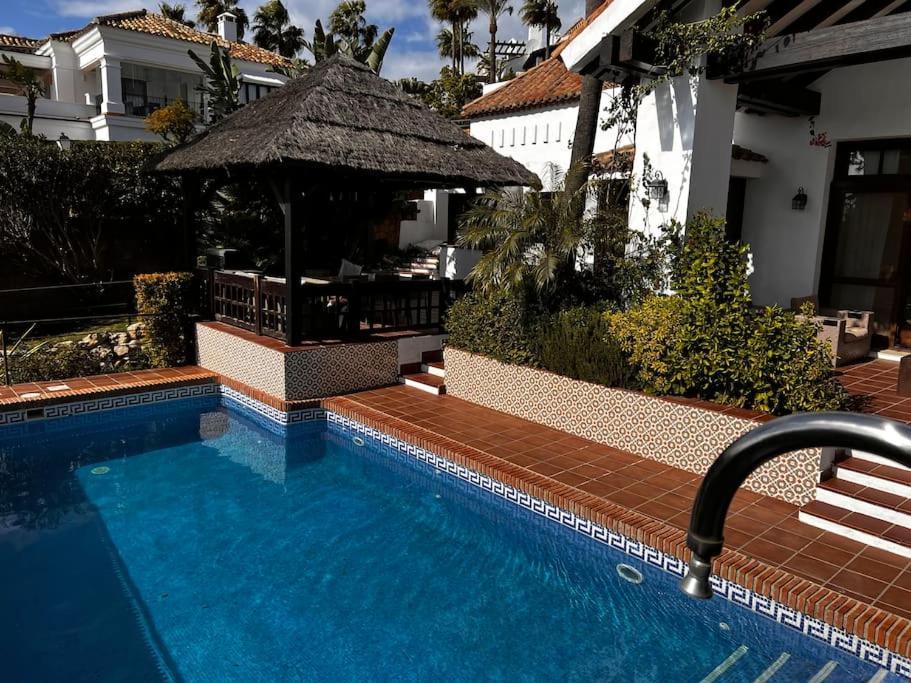Villa Sunkissed Luxury Panoramic Seaview In Marbella Estepona
