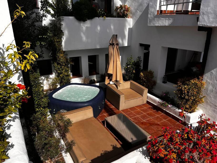 Sunkissed Luxury Panoramic Seaview In Marbella Villa